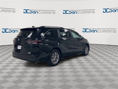 2024 Toyota Sienna XLE