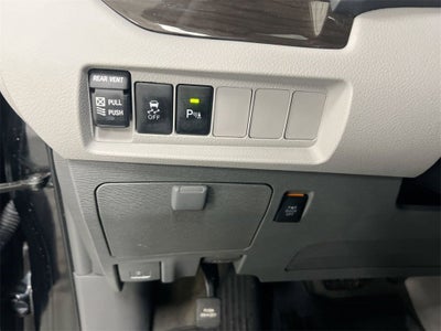 2018 Toyota Sienna XLE Auto Access Seat