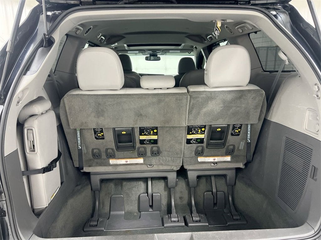 2018 Toyota Sienna XLE Auto Access Seat