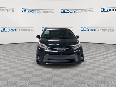 2018 Toyota Sienna XLE Auto Access Seat