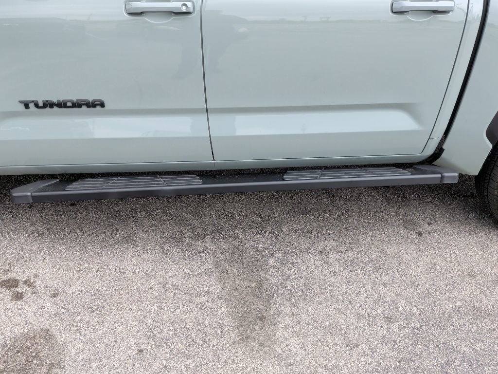 2024 Toyota Tundra 4WD SR5