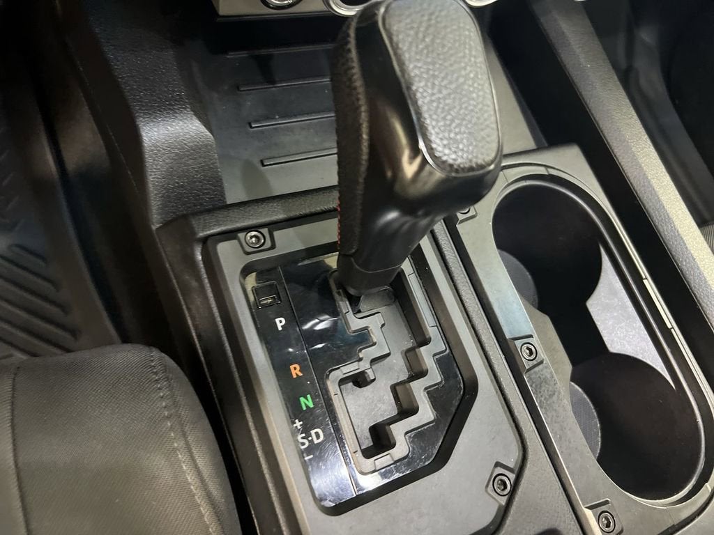 2014 Toyota Tundra 4WD Truck SR