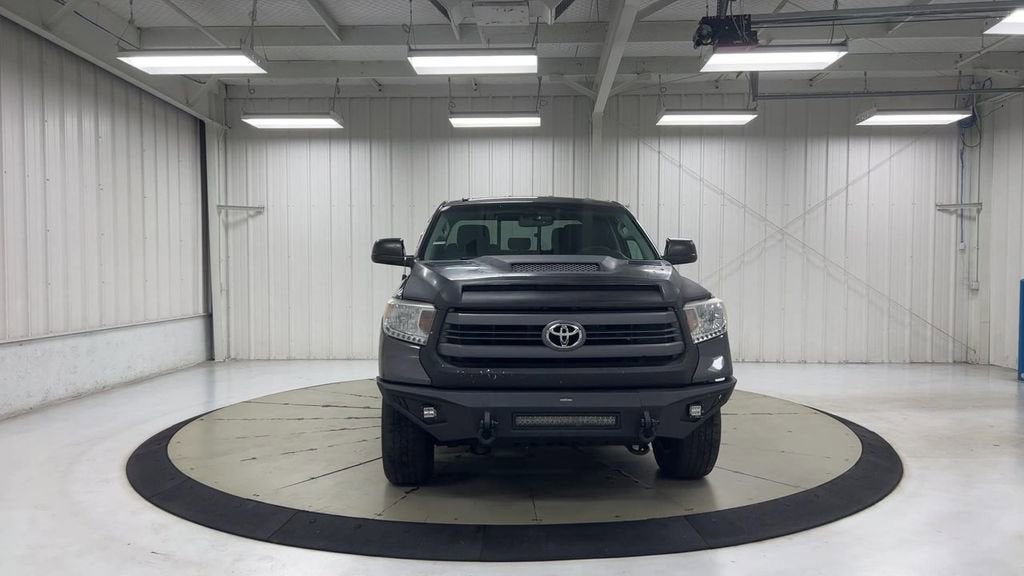 2014 Toyota Tundra 4WD Truck SR