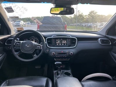 2019 Kia Sorento EX V6