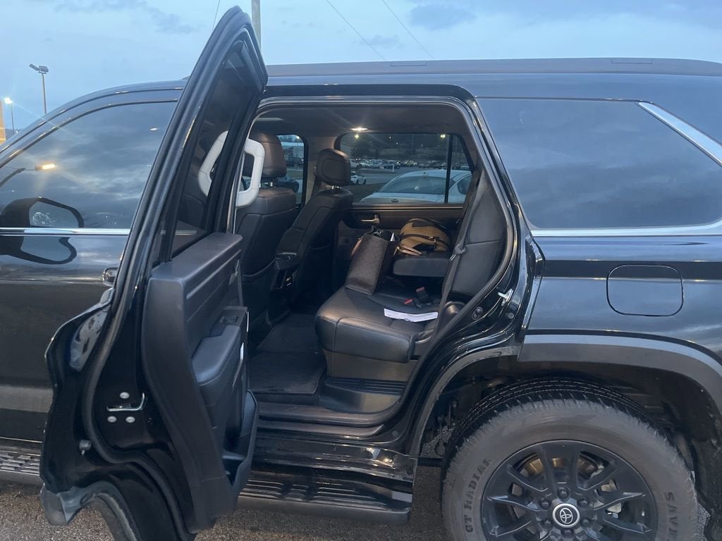 2024 Toyota Sequoia SR5