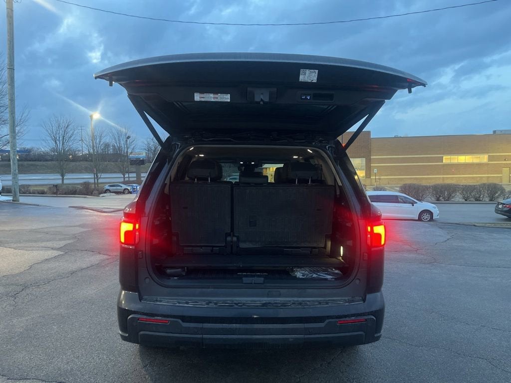 2024 Toyota Sequoia SR5