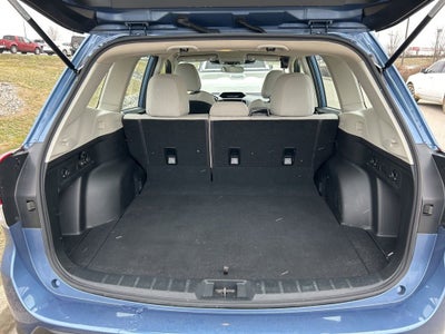 2023 Subaru Forester Base