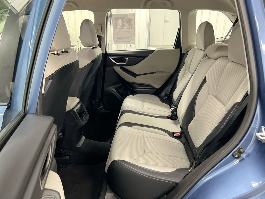 2023 Subaru Forester Base