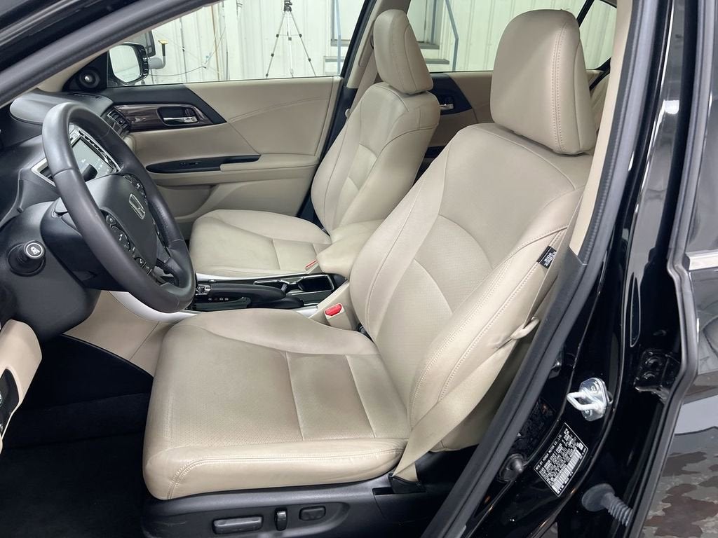 2017 Honda Accord Hybrid EX-L