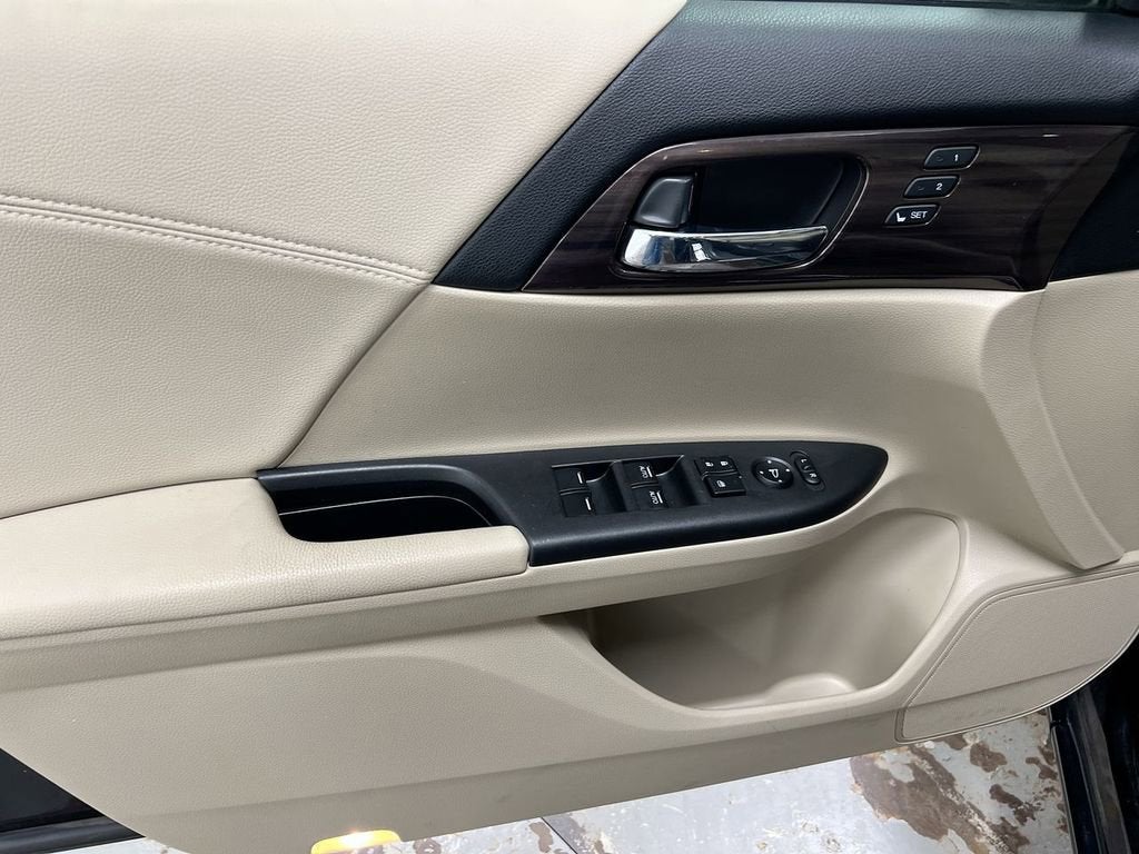 2017 Honda Accord Hybrid EX-L