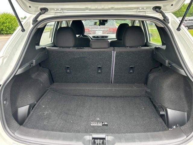 2022 Nissan Rogue Sport S