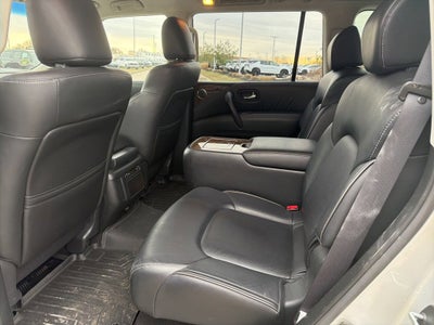 2017 INFINITI QX80 Base