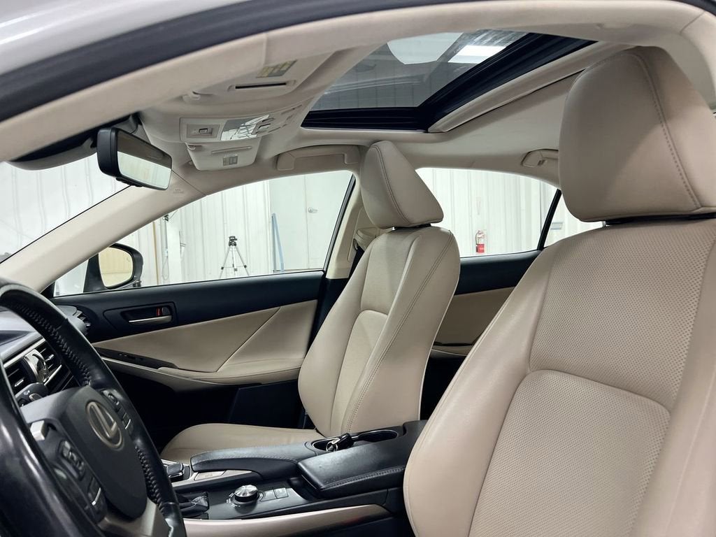 2018 Lexus IS IS 300