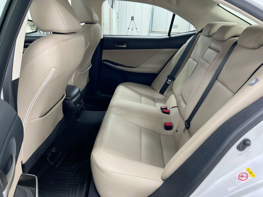 2018 Lexus IS IS 300