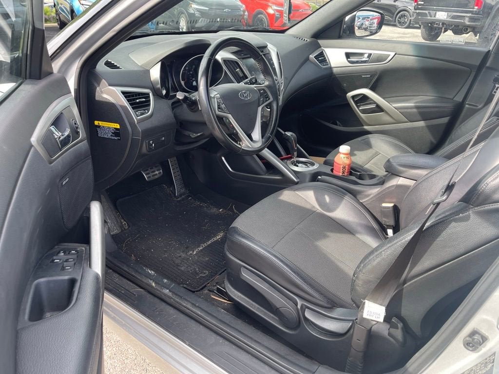 2016 Hyundai Veloster Base