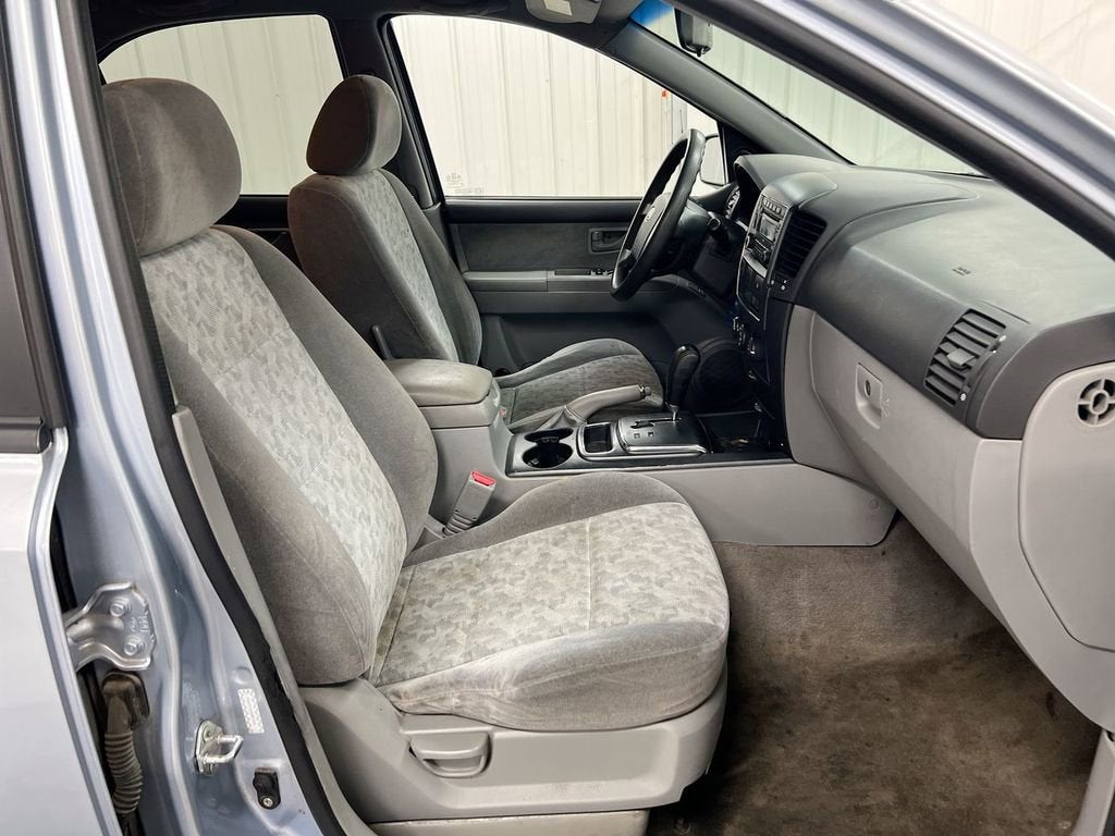 2008 Kia Sorento LX