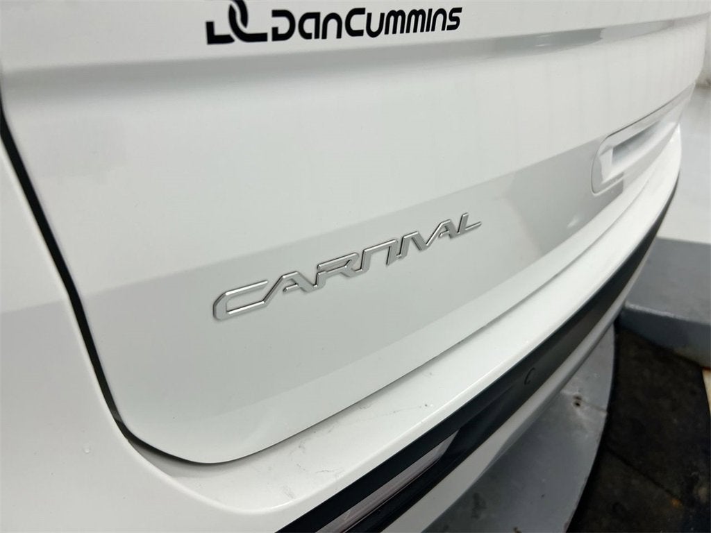 2023 Kia Carnival LX