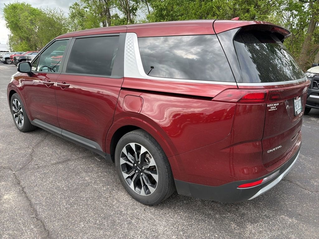 2024 Kia Carnival EX