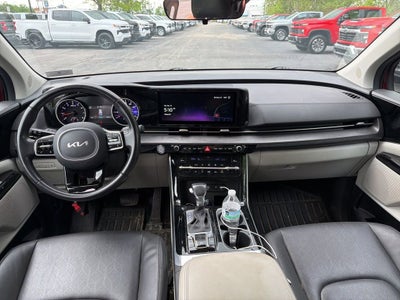 2024 Kia Carnival EX