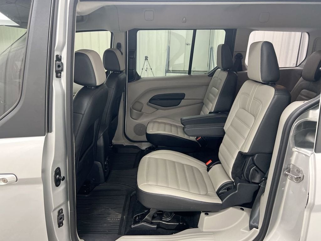 2023 Ford Transit Connect Wagon Titanium