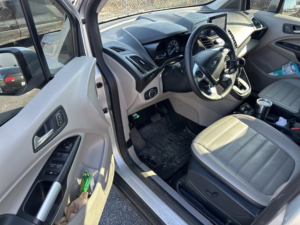 2023 Ford Transit Connect Wagon Titanium