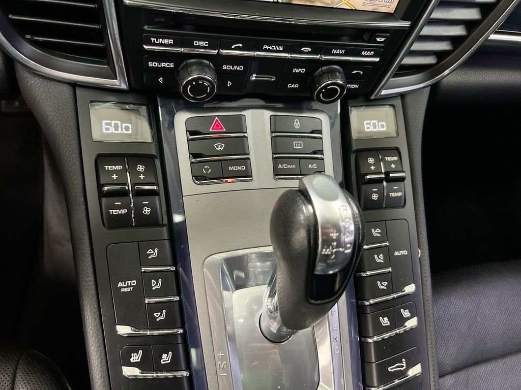 2011 Porsche Panamera Base