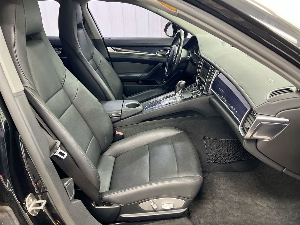 2011 Porsche Panamera Base