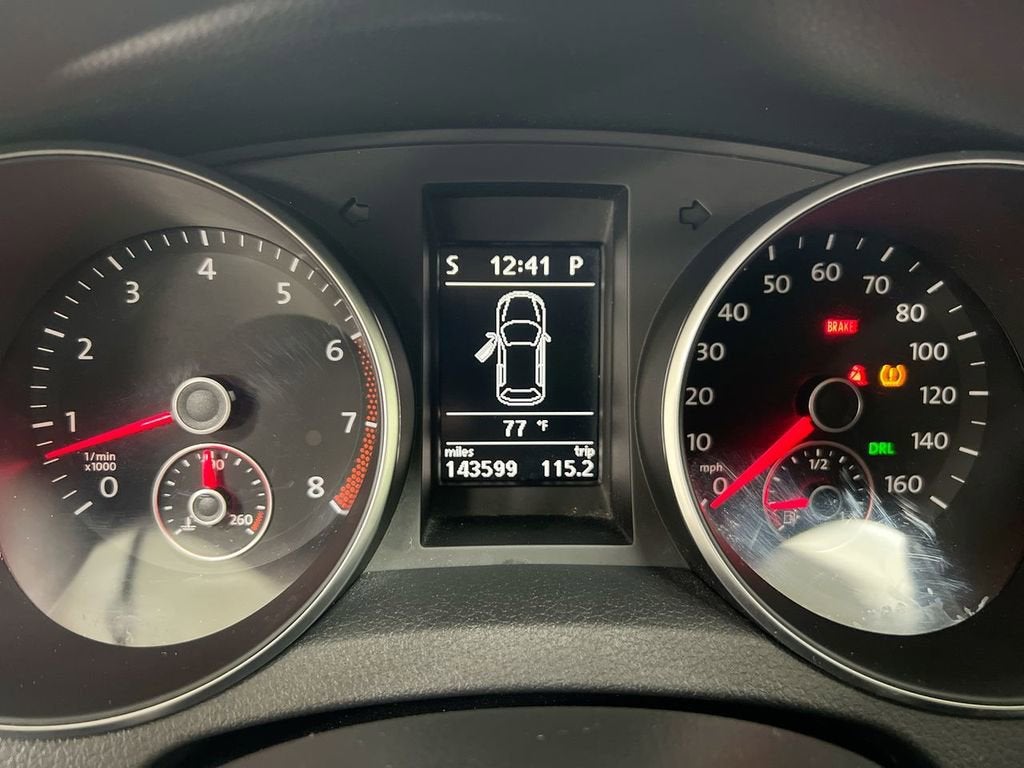 2011 Volkswagen Golf Base