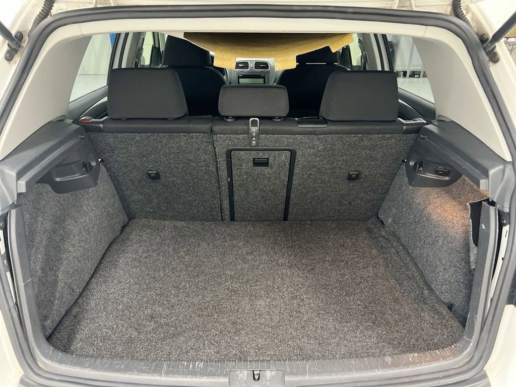 2011 Volkswagen Golf Base