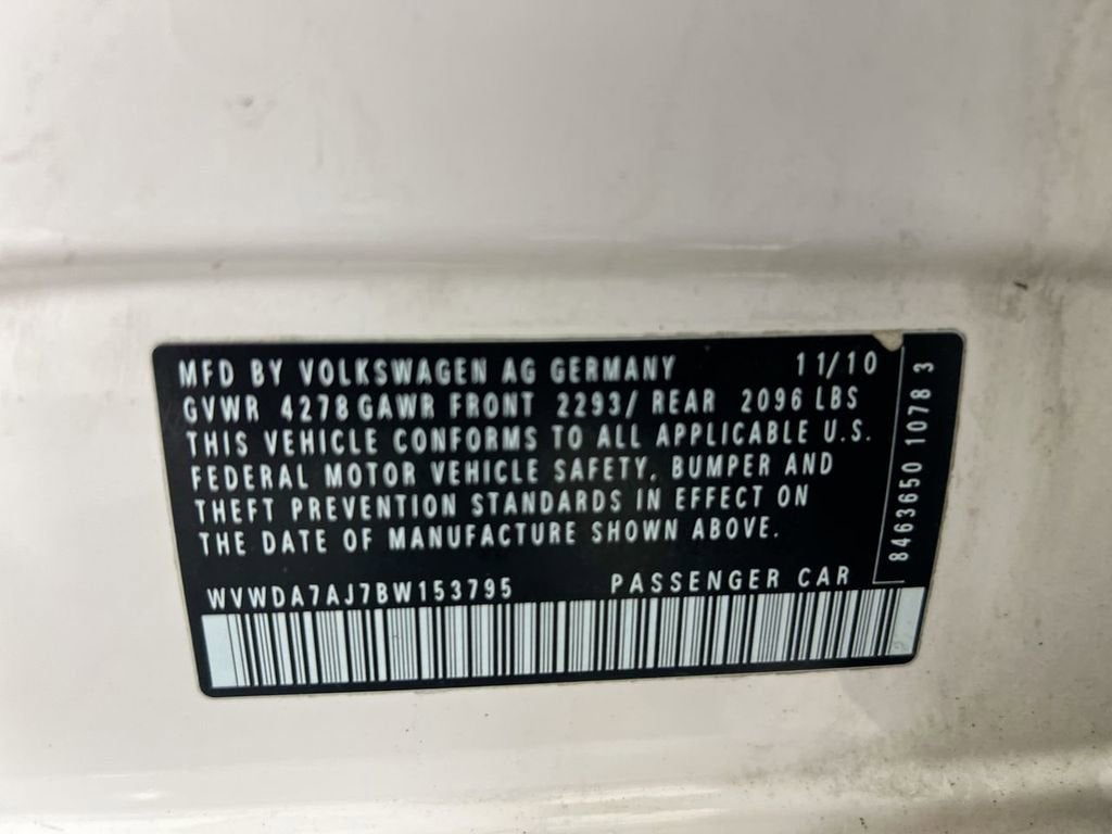 2011 Volkswagen Golf Base