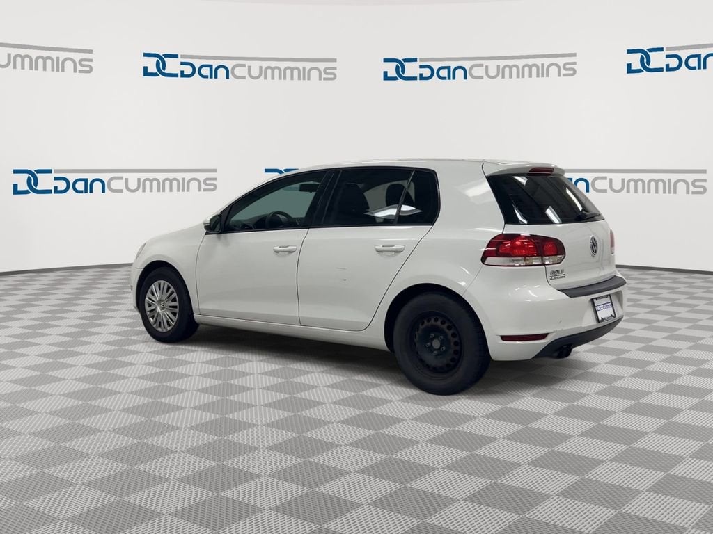 2011 Volkswagen Golf Base