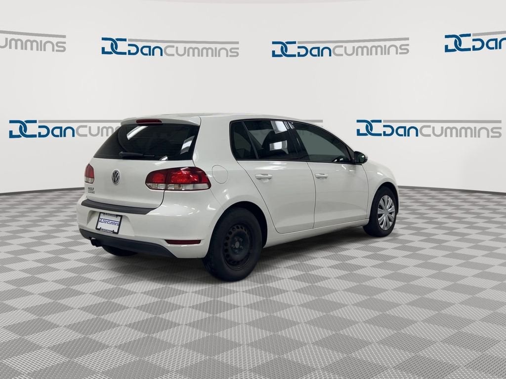 2011 Volkswagen Golf Base