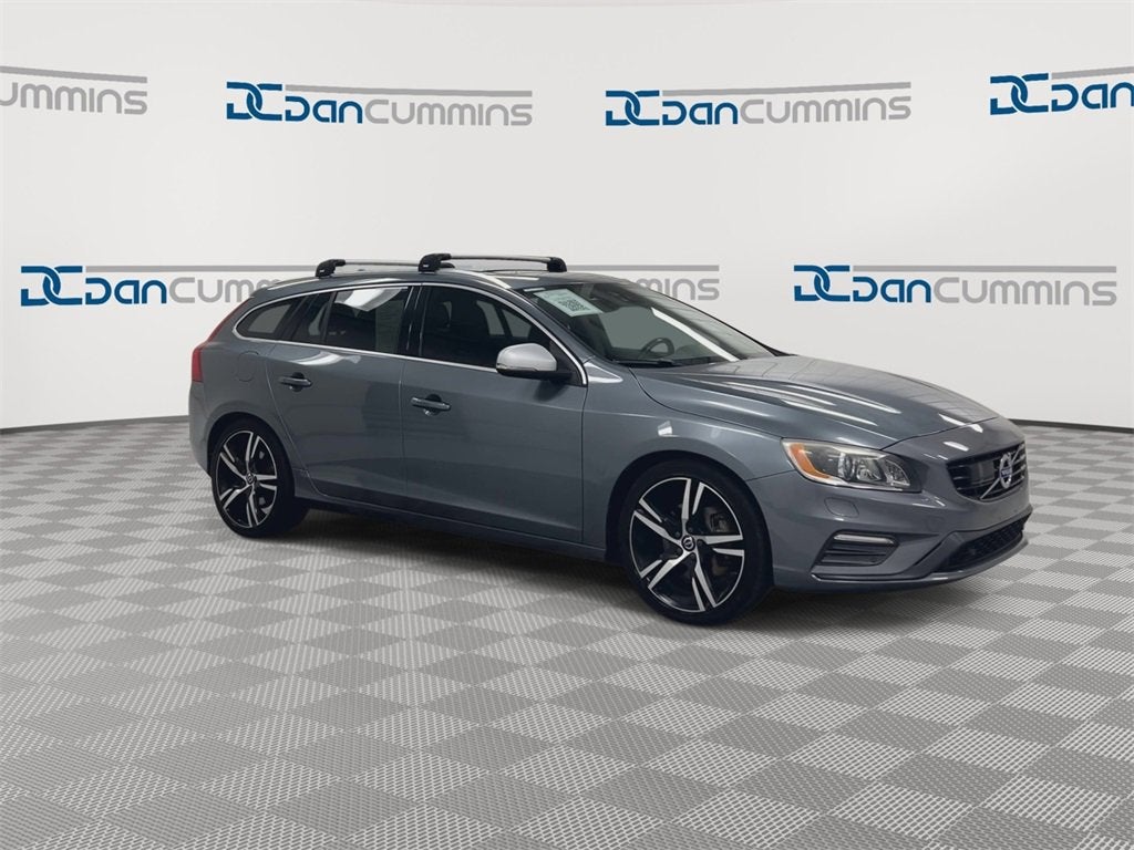 2017 Volvo V60 R-Design Platinum