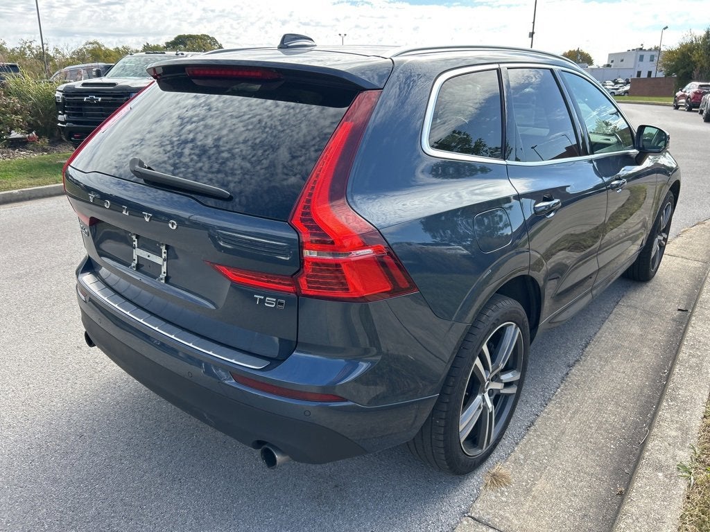 2021 Volvo XC60 Momentum