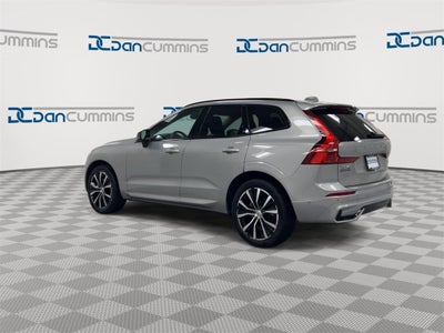 2024 Volvo XC60 Plus Dark Theme