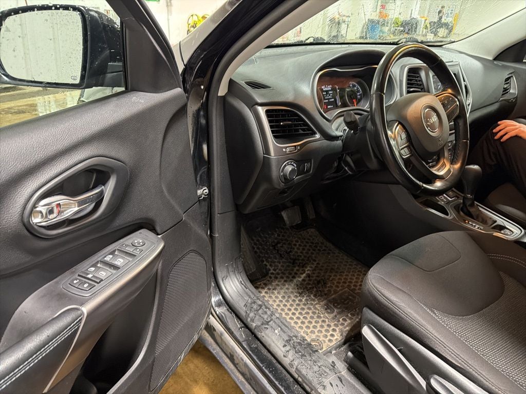 2020 Jeep Cherokee Latitude