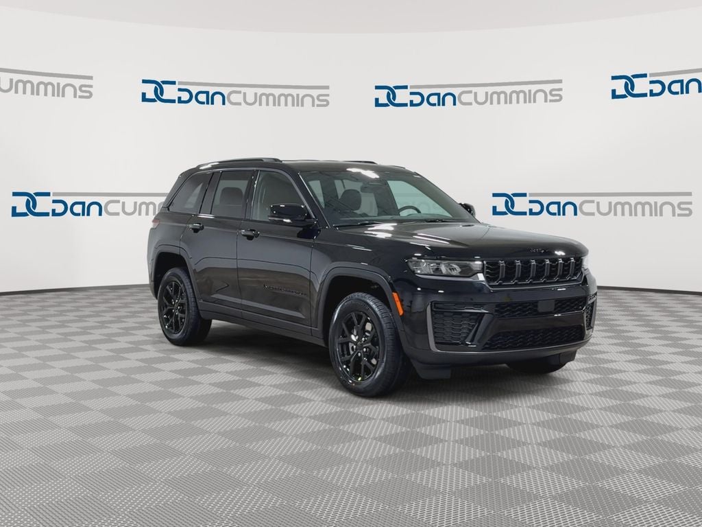 2026 Jeep Grand Cherokee Laredo