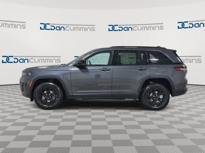 2026 Jeep Grand Cherokee Laredo Altitude