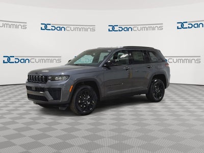 2026 Jeep Grand Cherokee Laredo