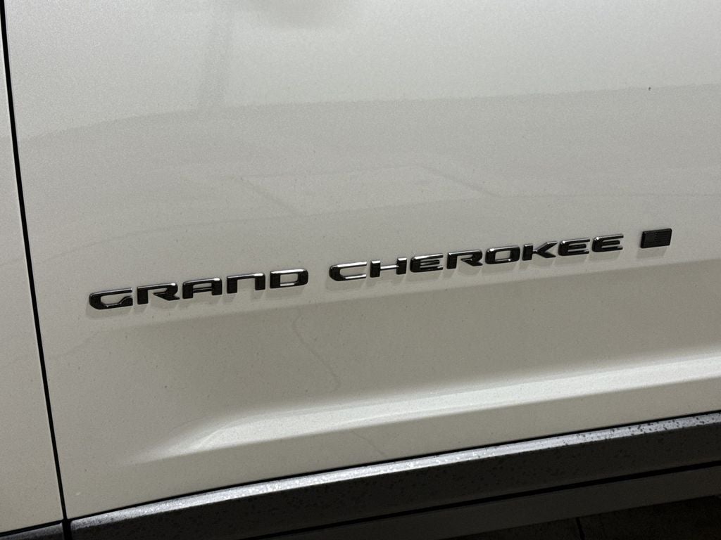 2026 Jeep Grand Cherokee Altitude