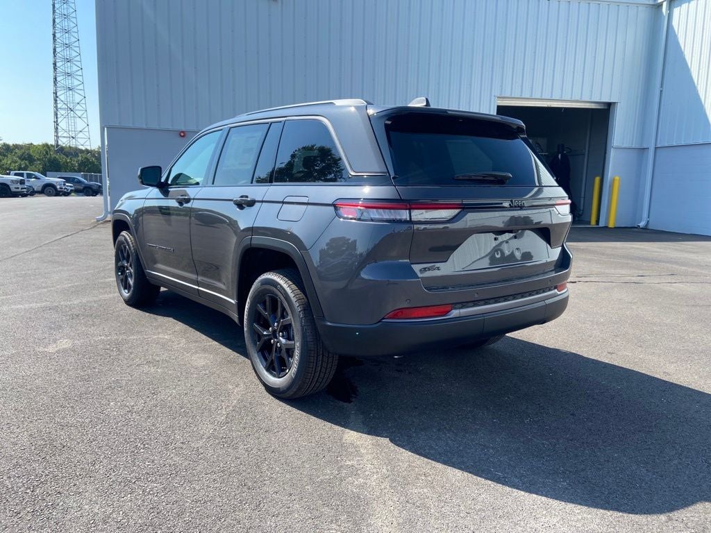 2026 Jeep Grand Cherokee Altitude