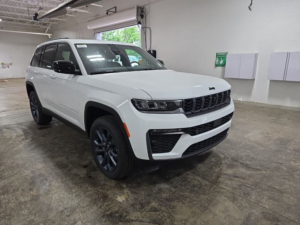2026 Jeep Grand Cherokee 85th Anniversary Edition