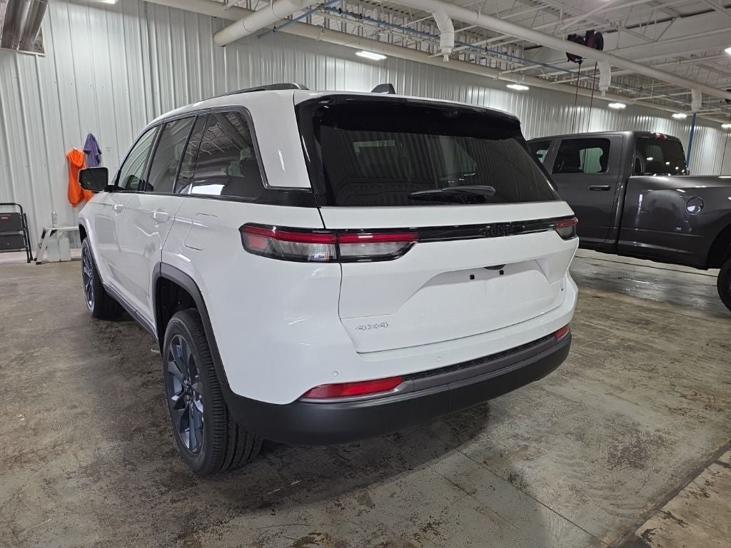 2026 Jeep Grand Cherokee 85th Anniversary Edition