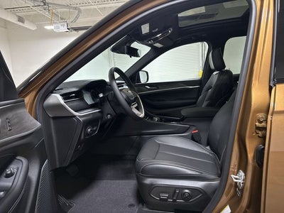 2026 Jeep Grand Cherokee Limited Reserve