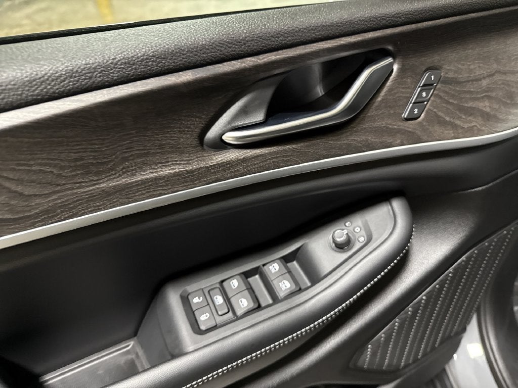 2027 Jeep Grand Cherokee Limited