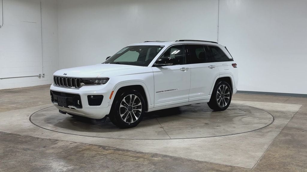 2022 Jeep Grand Cherokee Overland