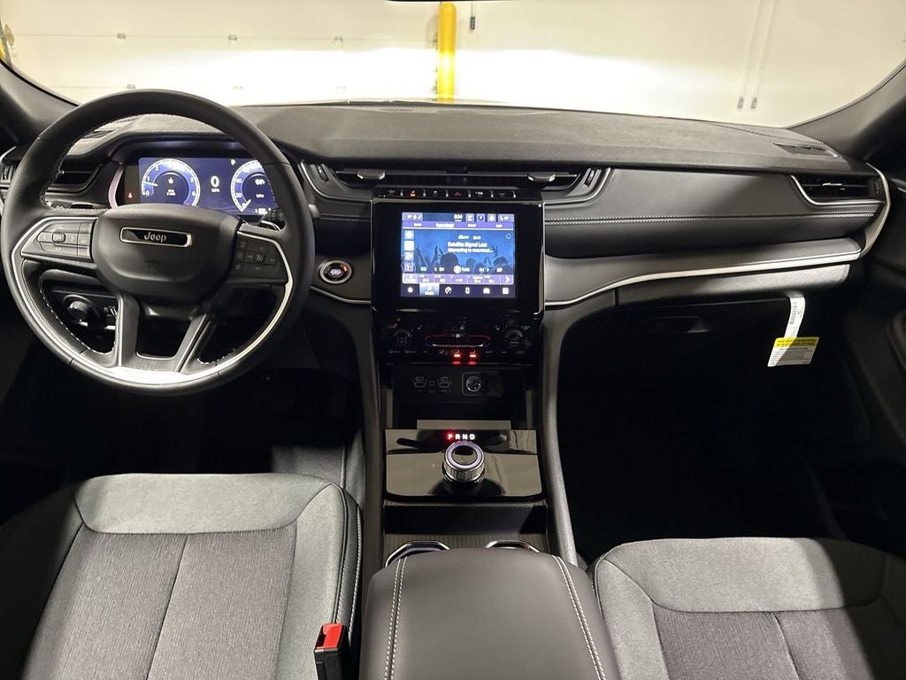 2026 Jeep Grand Cherokee L Laredo