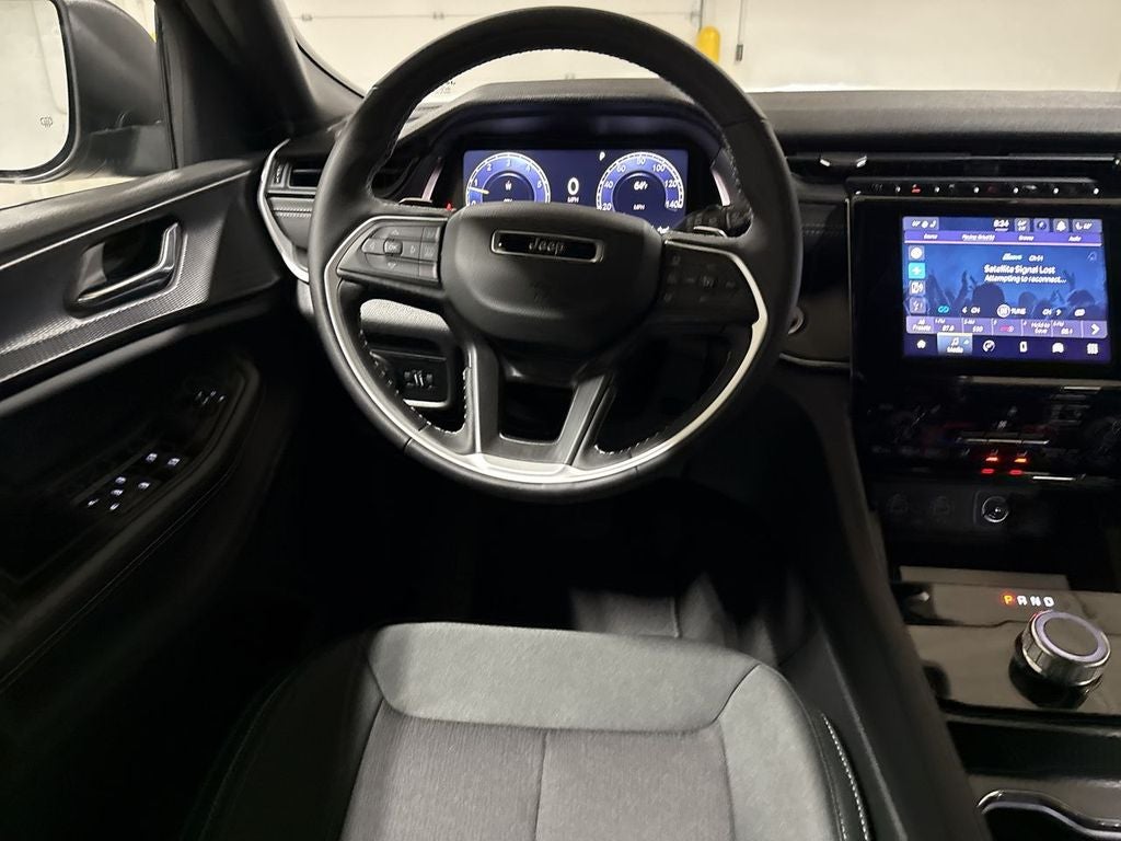 2026 Jeep Grand Cherokee L Laredo