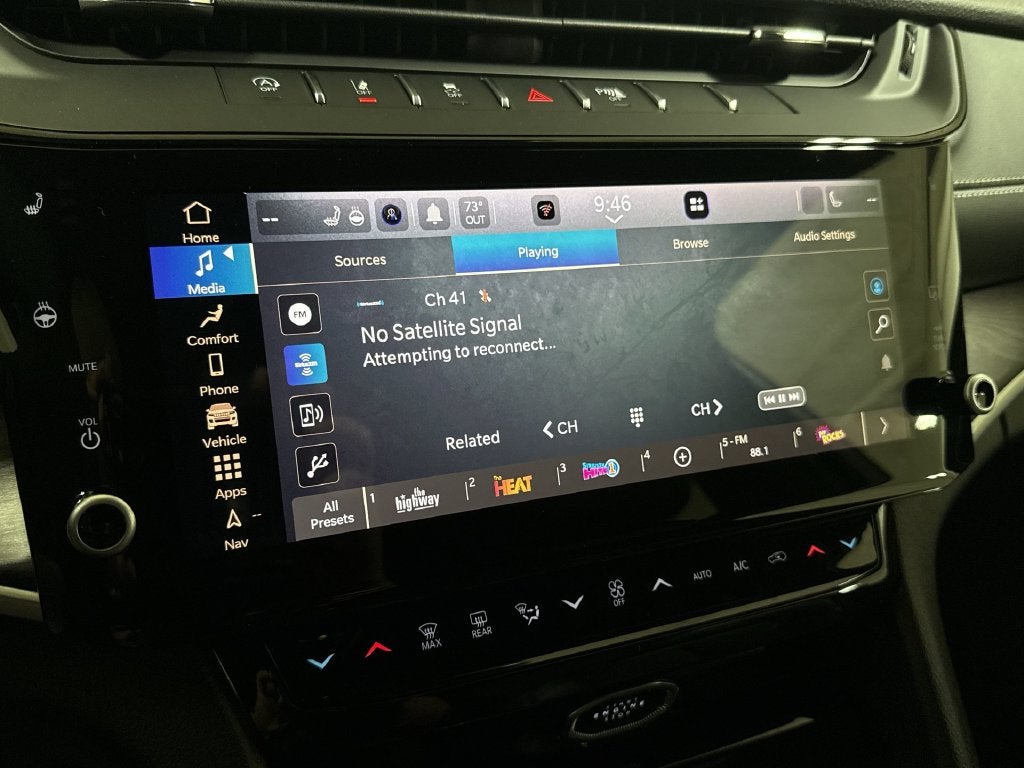 2027 Jeep Grand Cherokee L Laredo Altitude