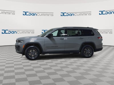 2027 Jeep Grand Cherokee L Laredo Altitude